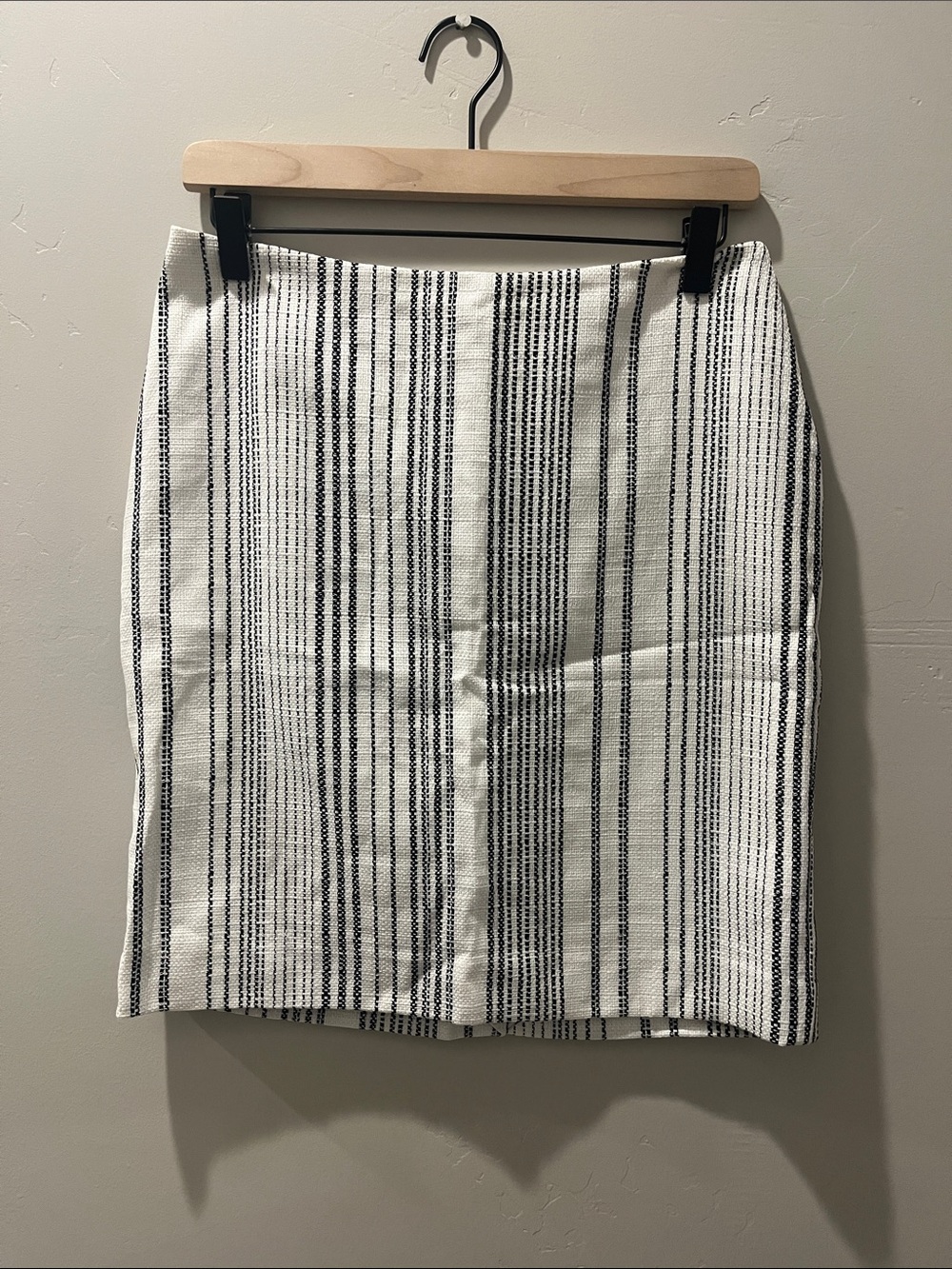 White House Black Market Black & White Striped Pencil Skirt